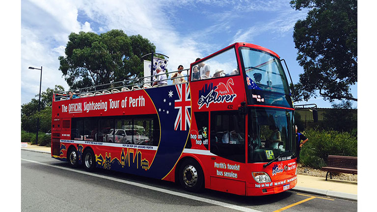  Ankai des bus touristiques à impériale arrivent en Australie pour fonctionner